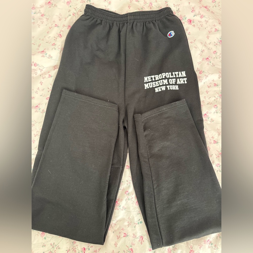 Metropolitan Museum of Art black champion sweatpants